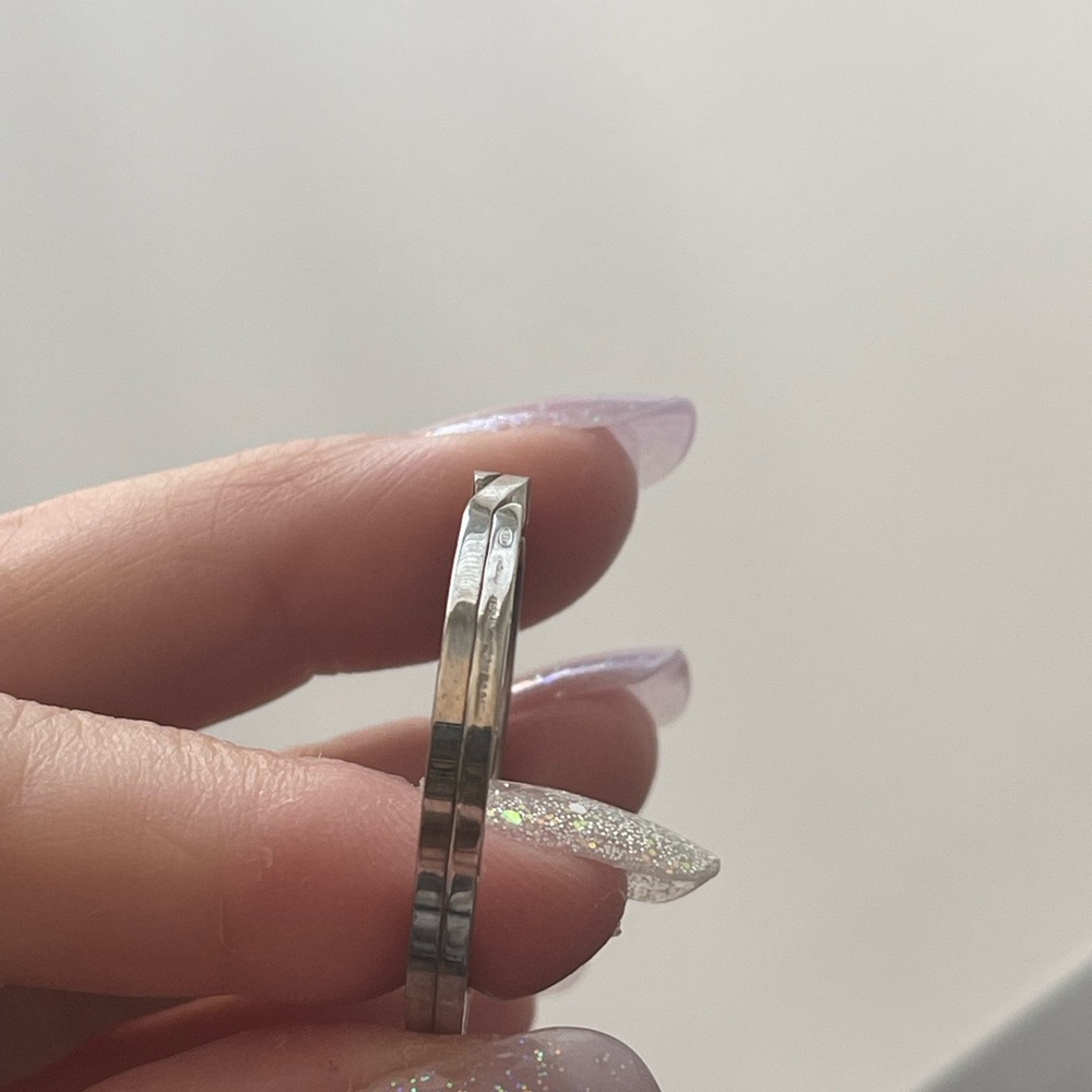 BVLGARI Key-Ring W/BOX⭐️Charm⭐️Silver
⭐️Accessory⭐️ - Picture 8 of 9